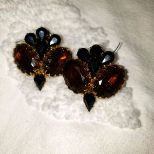 Vintage gold tone, amber and black stone clip ons